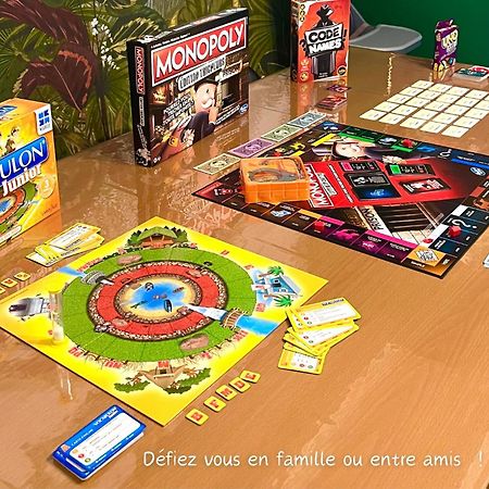 Maison "Jungle House" 90 M2 Billard, Retroprojecteur, Bar A Jeux , Vinyle, Wifi Fibre, Ideal Pro & Famille A Montbrison Extérieur photo