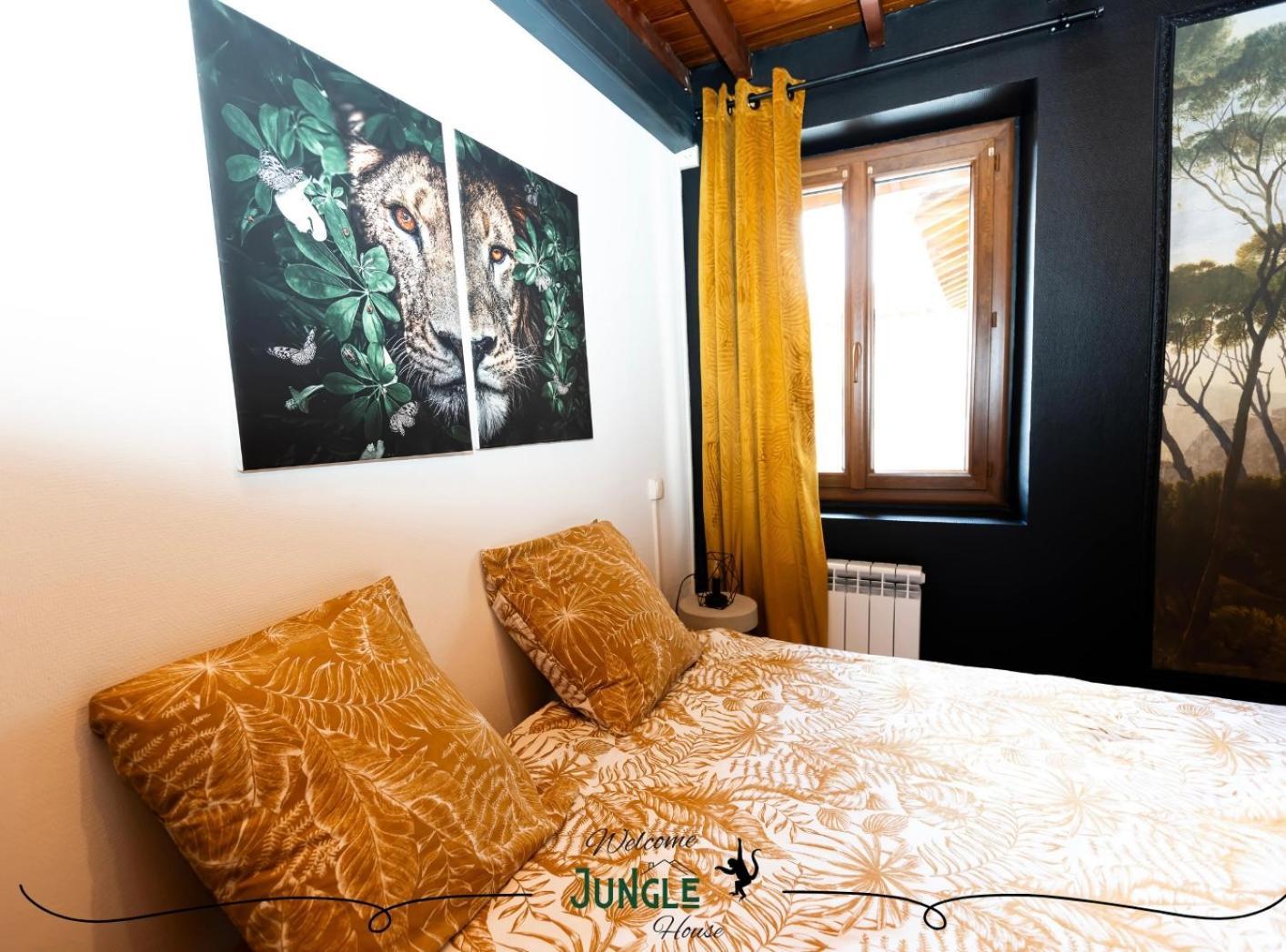 Maison "Jungle House" 90 M2 Billard, Retroprojecteur, Bar A Jeux , Vinyle, Wifi Fibre, Ideal Pro & Famille A Montbrison Extérieur photo